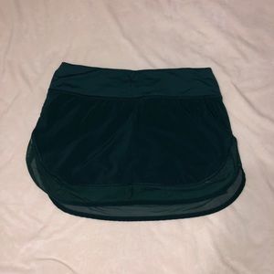 Lululemon dark green skirt (skort)